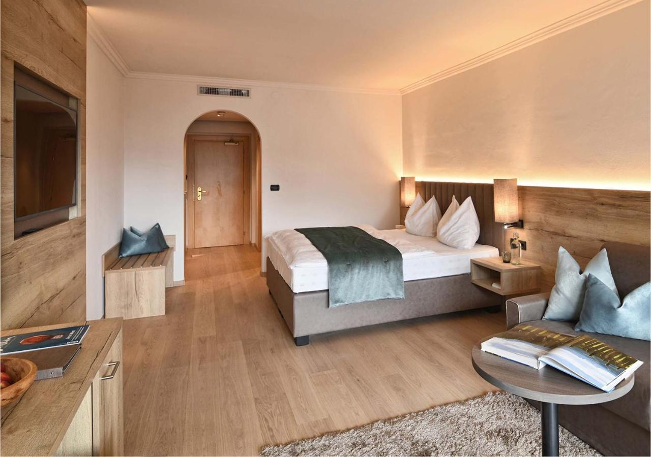 Hotel Das Stachelburg パルチーネス エクステリア 写真